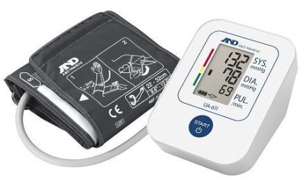 Ciśnieniomierz automatyczny UA 611
