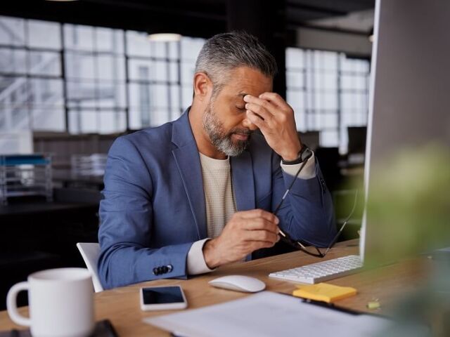 Problemy z pamięcią i koncentracją po 40-tce – jak wspierać mózg?